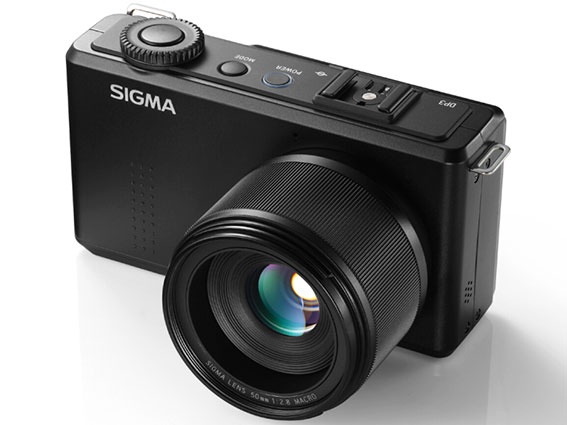 シグマ、4,600万画素Foveon X3ダイレクトイメージセンサーに、50mm F2.8の高性能レンズを搭載した高画質コンパクトデジタル