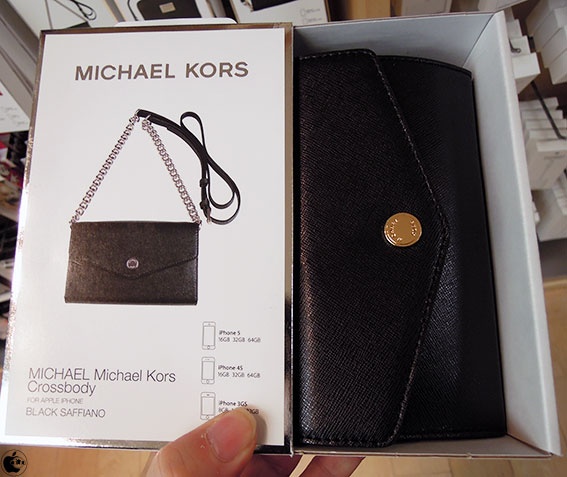 michael kors crossbody iphone