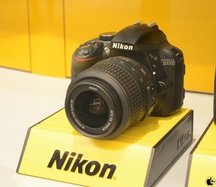 Nikon - チェリー様専用 ニコン D3300 一眼レフカメラ レンズキット 物